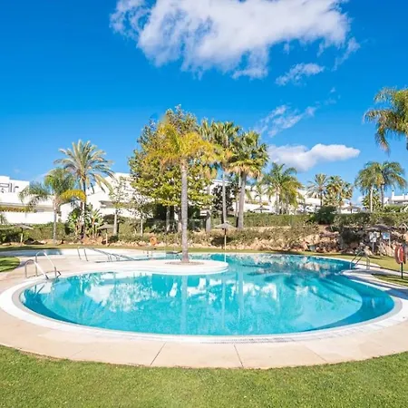 Great Near Banus Lägenhet *