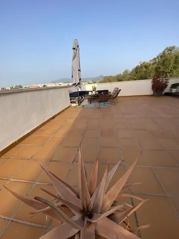 Great Near Banus Апартаменти