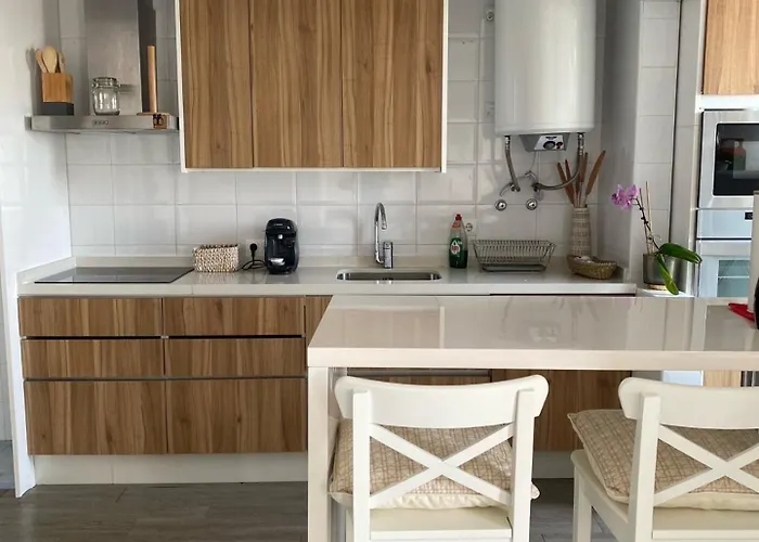 Great Near Banus Апартаменти