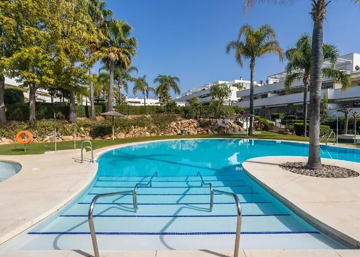 Апартаменти Great Near Banus